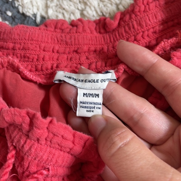 SOLD Flowy AE shorts - Picture 4 of 5